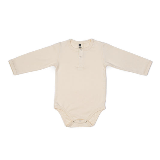 Kids lounge top in alabaster organic Egyptian cotton, front view